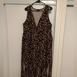 PLUS SIZE FEELING FIERCE LEOPARD DRESS - BROWN